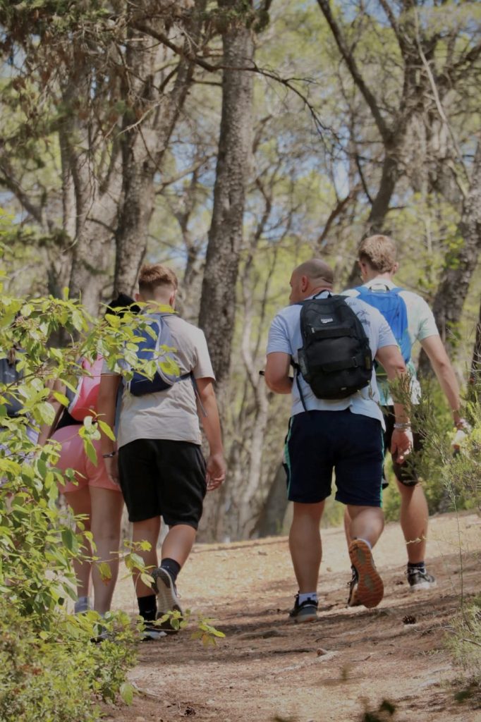 Organiser un team building à Bessilles : idées d’activités originales pour vos équipes